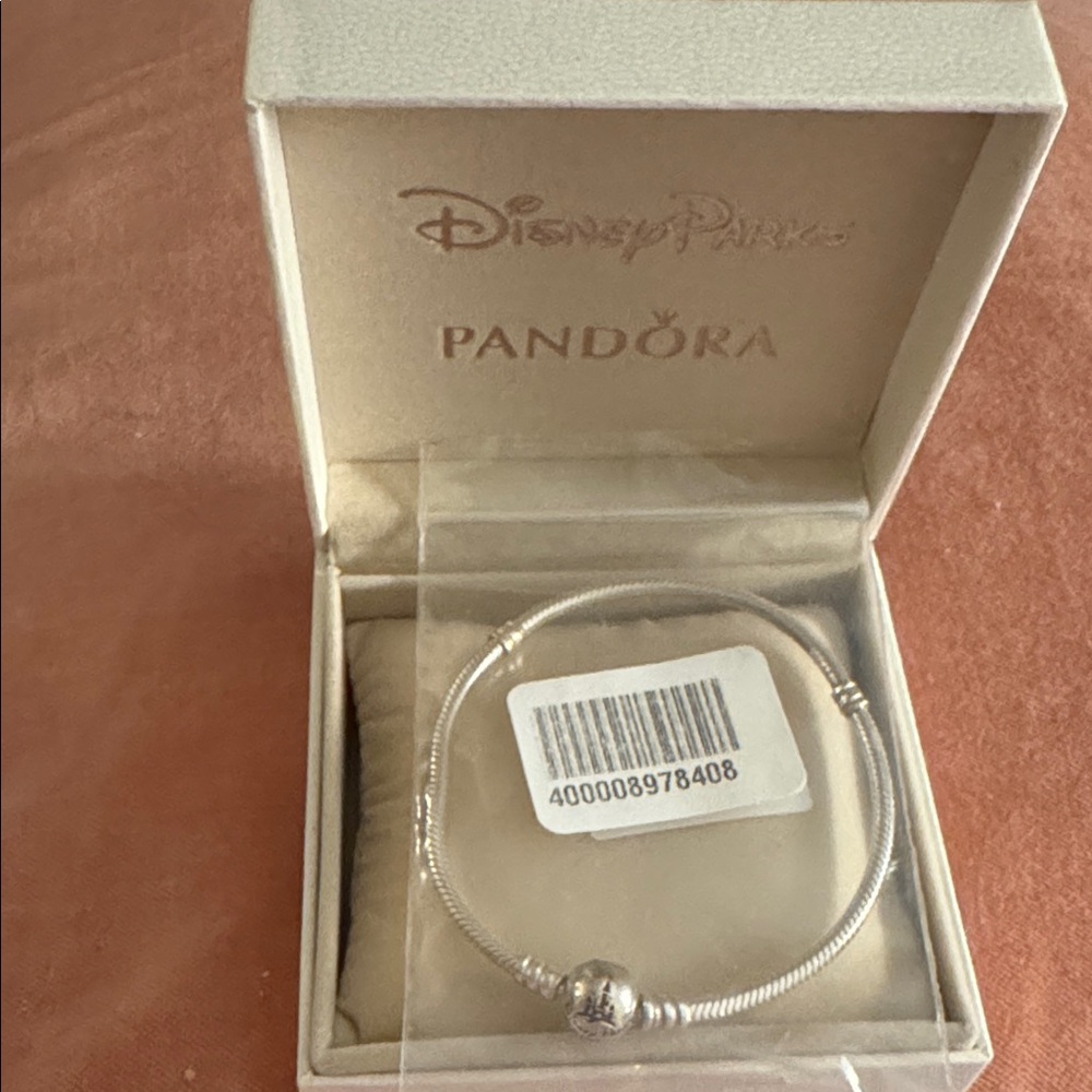 Disney Pandora Bracelet - Disney Parks Castle Clasp - Silver 8.3” - New in Box - Picture 10 of 12
